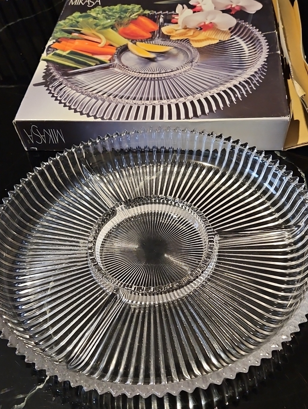 Mikasa Clear Ribbed Glass Diamond Fire Divided Relish Serving Platter - Clear